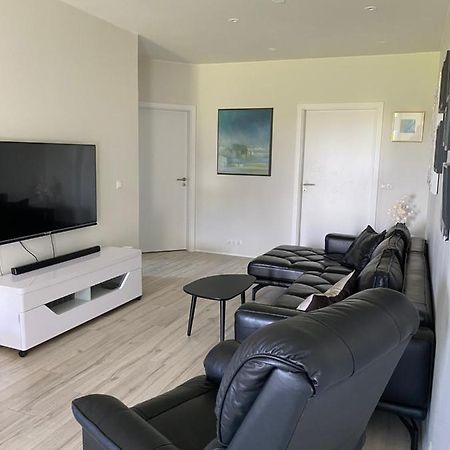 Modren House Apartment Eyrarbakki Bagian luar foto